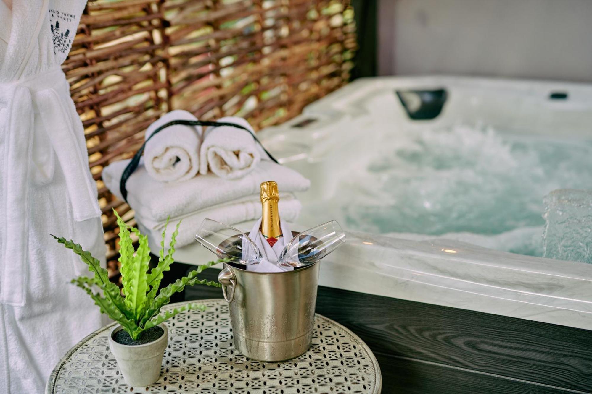 Wild Thyme & Honey - Cirencester-Cotswolds Екстериор снимка
